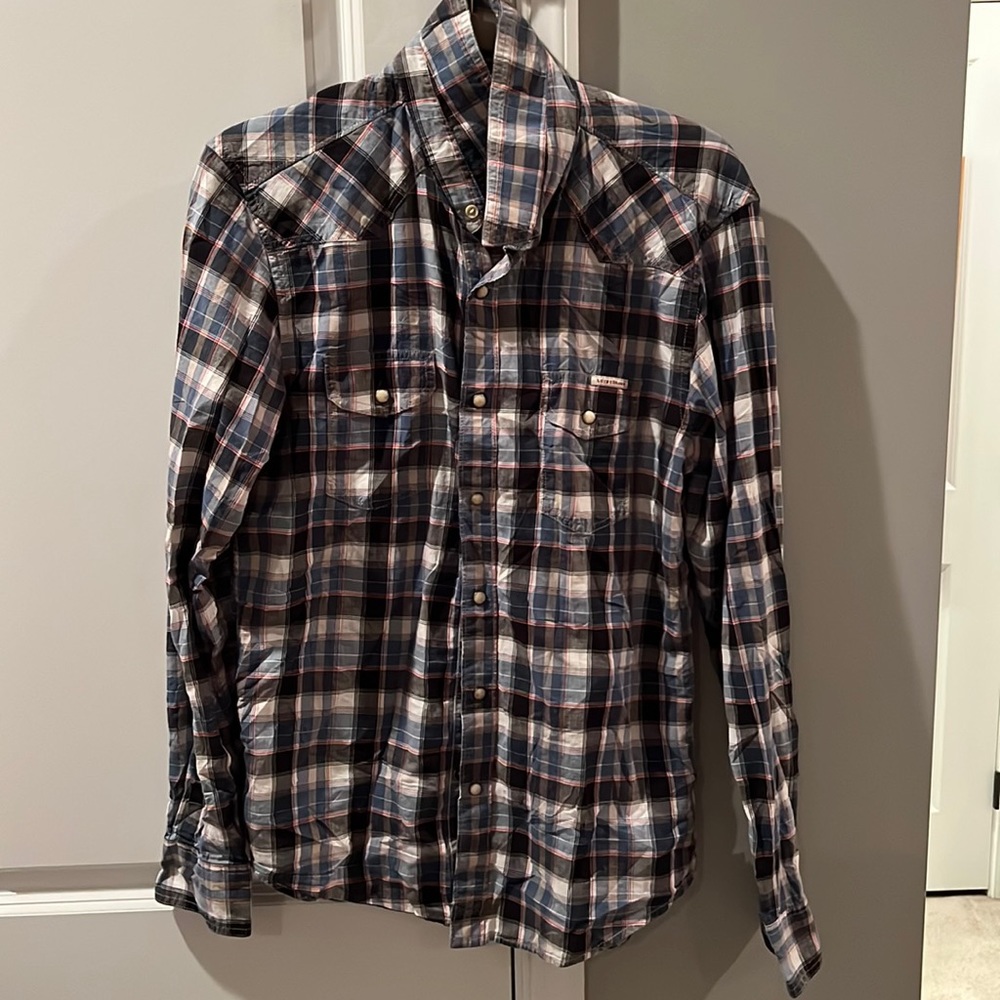Men’s Lucky Brand Plaid Button Down with snaps!
